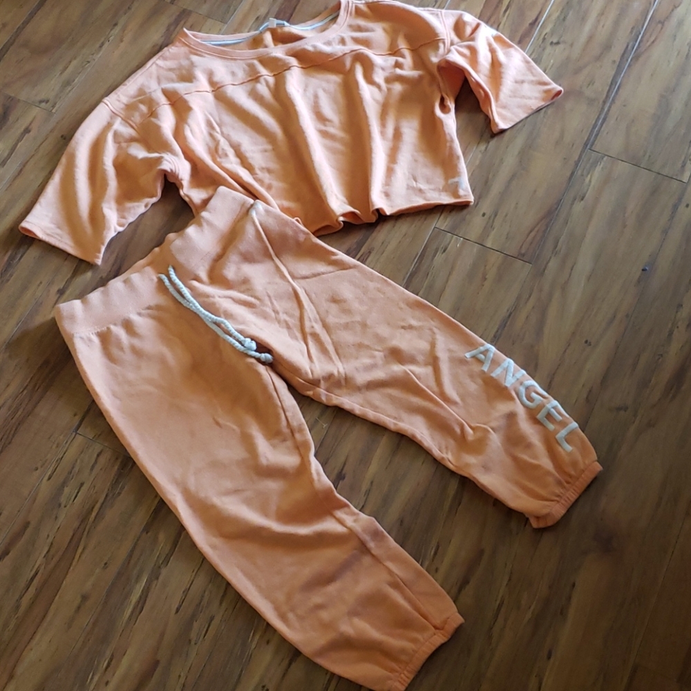 Victorias Secret orange cream set